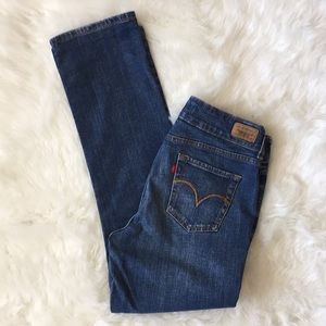 Levi’s original slender straight 526